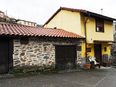 Cangas del Narcea, entorno del Museo del Vino. Grupo Ultramar Acuarelistas