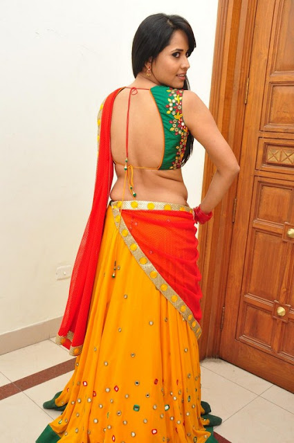 anasuya back in saree