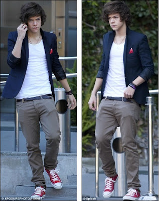  appear to be enjoying the female presence in the US Harry Styles' 