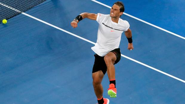 Nadal avanza en Australia