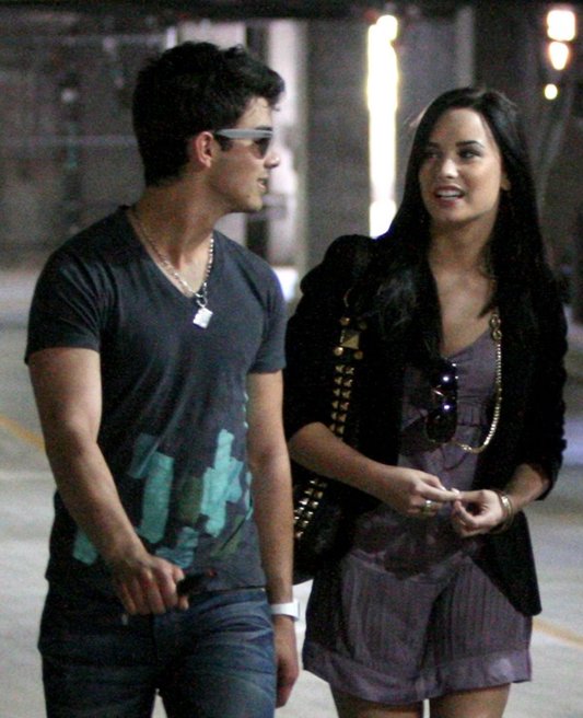 Le llego el turno a Joe Jonas para confirmar su romance junto a Demi Lovato