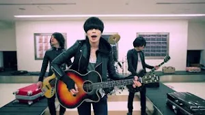 [Alexandros]  - Waitress, Waitress !