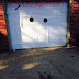 Awesome Garage Door Decorating Ideas for Halloween