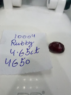 Natural Rubby Gemstone 