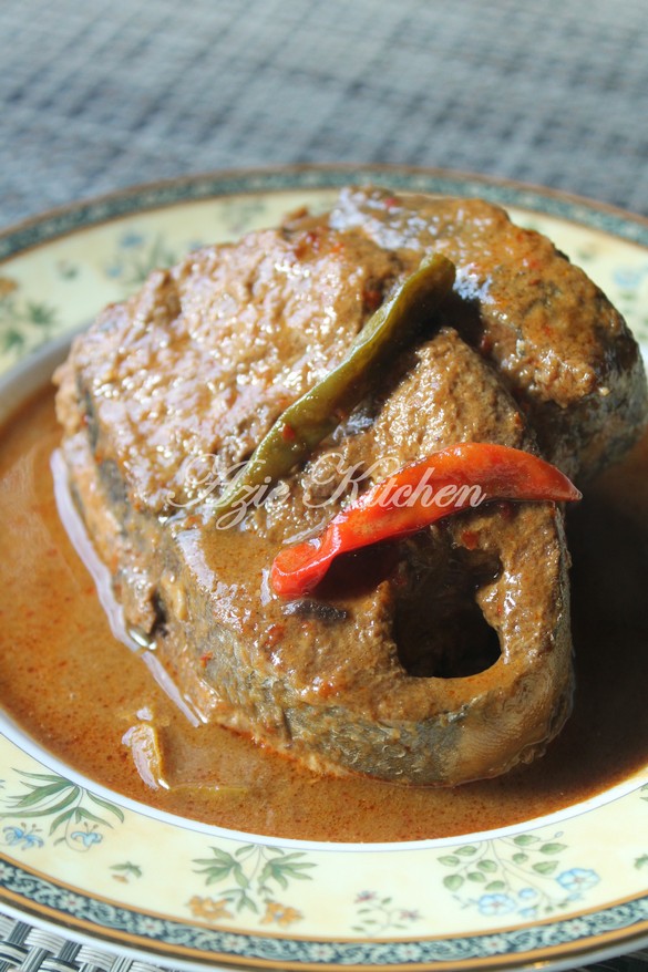Gulai Tongkol Untuk Lauk Nasi Dagang Terengganu - Azie Kitchen