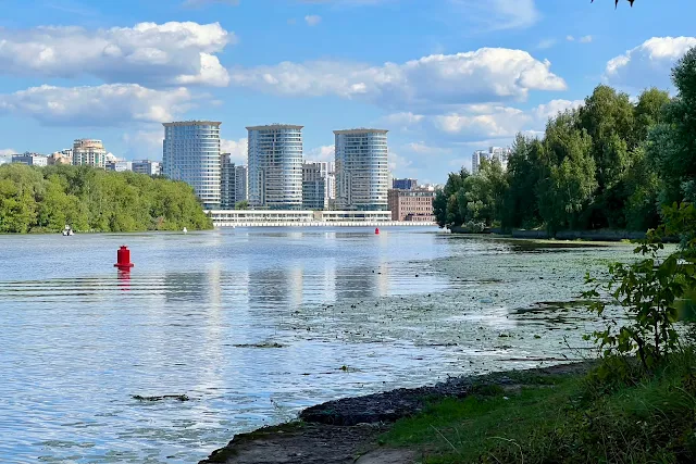 парк Тушинский, Бутаковский залив, жилой комплекс Aquatoria