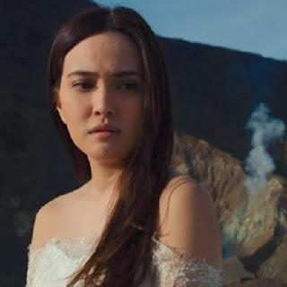 Rasuk, Rasuk (2018), Movie, Filem, Movie Review, Indonesian Movie, Filem Indonesia, Indonesian Movie Rasuk (2018), Shandy Aulia Movie, Filem Rasuk Lakonan Shandy Aulia, Review By Miss Banu, Blog Miss Banu Story, Kisah Seram, Filem Indonesia Rasuk (2018), Sinopsis Filem Indonesia Rasuk (2018), Cast, Pelakon Filem Indonesia Rasuk (2018), Shandy Aulia, Miller Khan, Denira Wiraguna, Gabriella Desta, Miller Khan Movie, Indonesian Horror Movie,