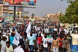 لجان المقاومة في السودان تواصل تصعديها وتحدد غدًا مليونية متوجهة إلى القصر الجمهوري