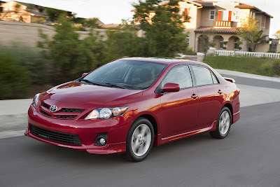 2011 Toyota Corolla Images