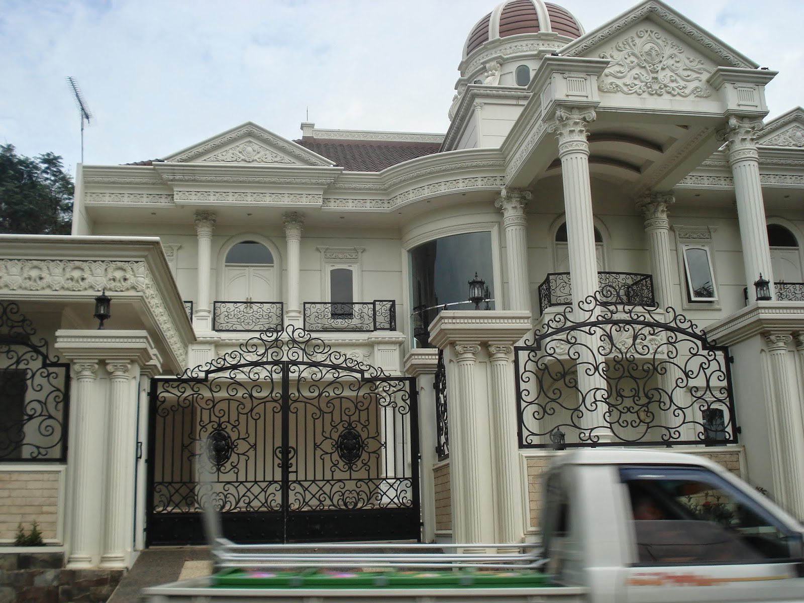 Kontraktor pembuat grc  kubah masjid lisplang mahkota  kolom 