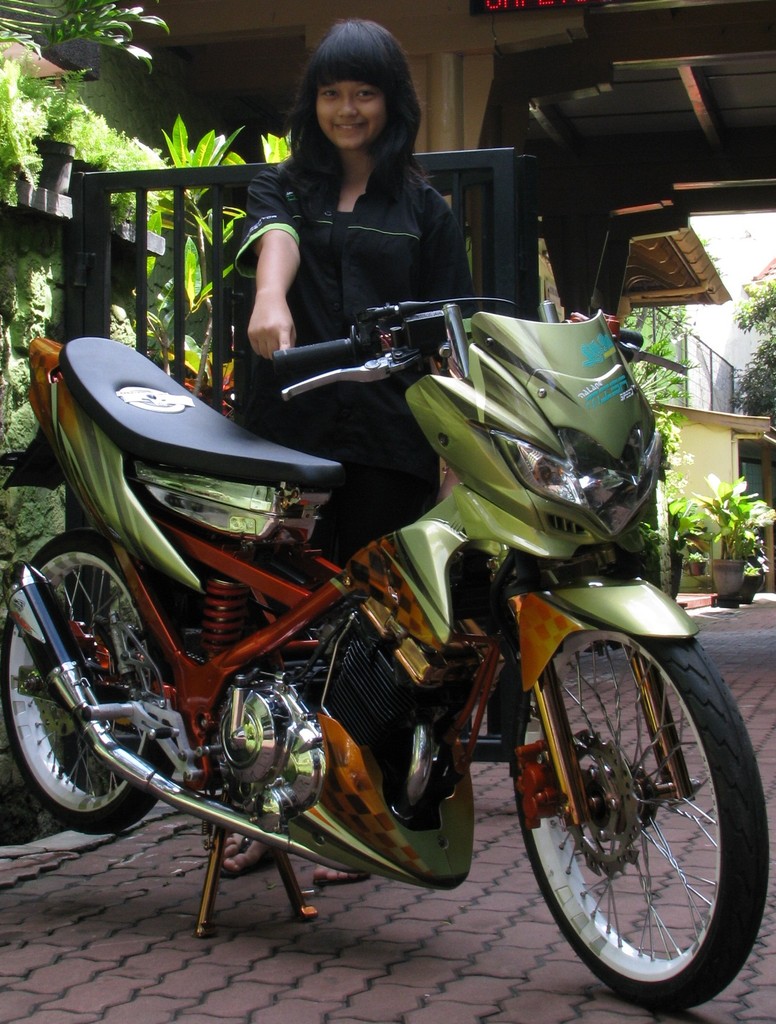 modifikasi satria fu krom