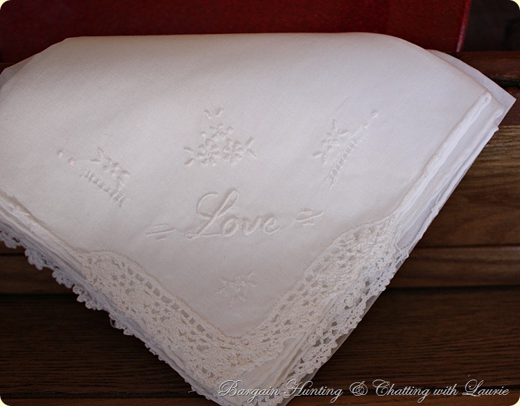 VALENTINE NAPKINS npkns