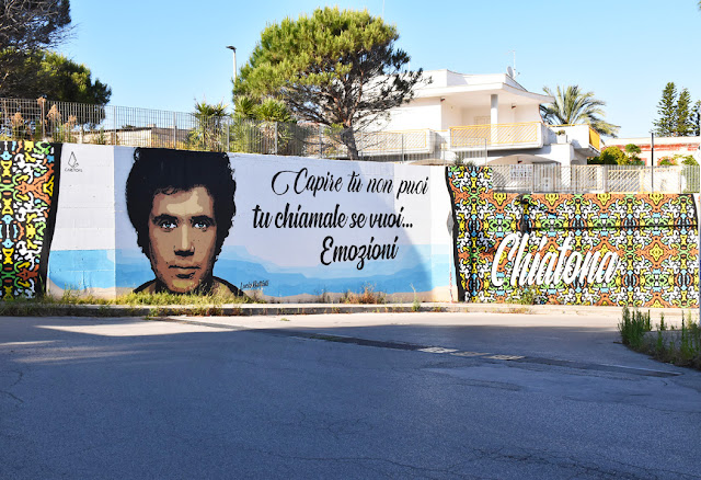 Murales all'arrivo alla Marina di Chiatona a Massafra