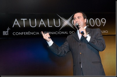 ATUALUXO 2009