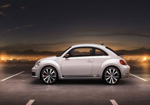 Video and Pictures New VW Beetle 2011 by Chris Lesmana