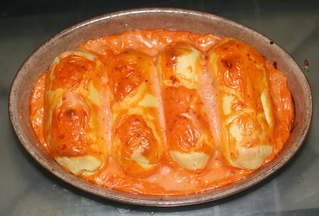 Quenelles de brochet à la sauce Nantua