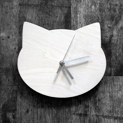 https://www.etsy.com/listing/109205714/cat-head-shape-wall-clock-in-bleached?ref=favs_view_4