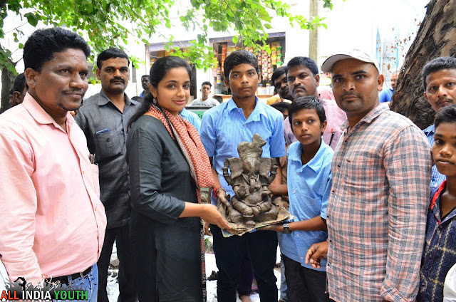 Swetha Mohanty at Eco Friendly Ganesh Distribution