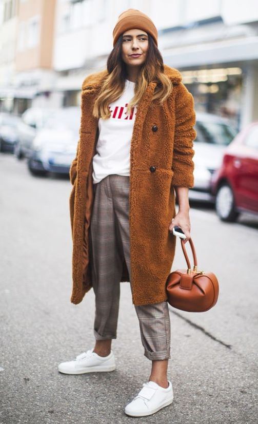 BROWN PALETTE: AN EDGY TAKE ON CHECKED TROUSERS