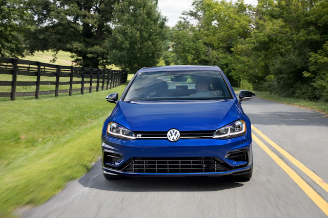 Front view of 2018 Volkswagen Golf R