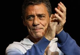  Chico Buarque completa hoje 77 anos