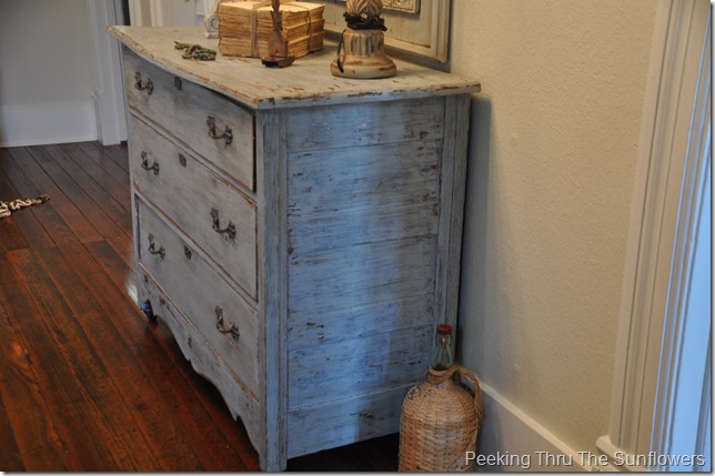 grey chest 001