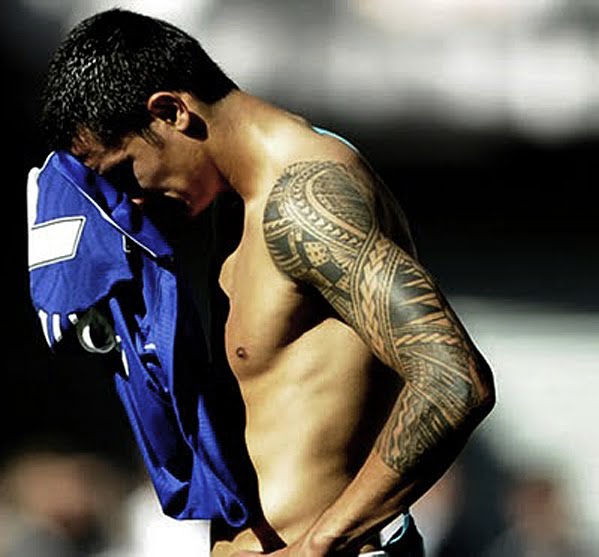 Tim Cahill Australia Everton Clint Dempsey USA Fulham