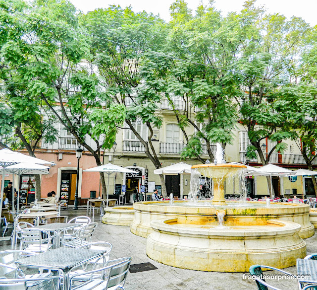 Praça do Mentidero em Cádiz na Andaluzia