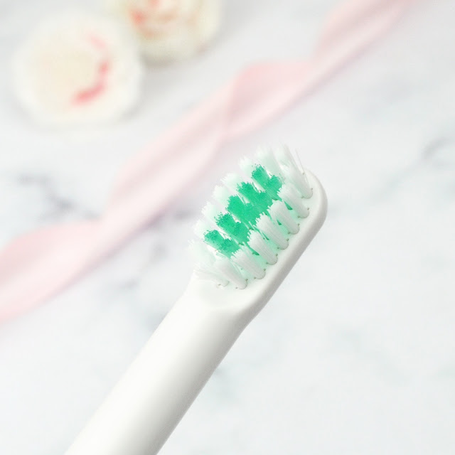 Lovelaughslipstick Blog Uber Sonic Toothbrush and Subscription Service Club Review