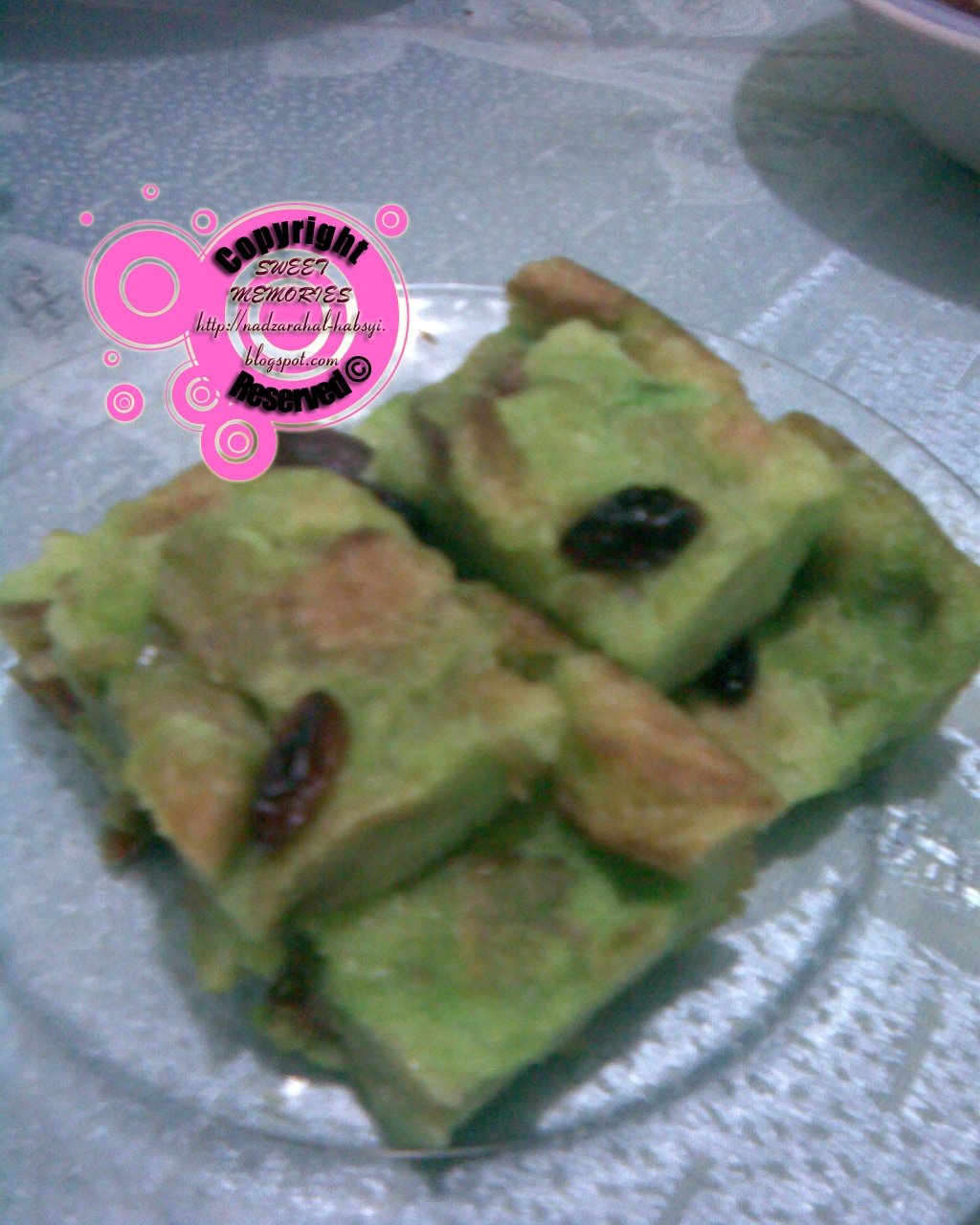 SWEET MEMORIES : BINGKA ROTI PANDAN