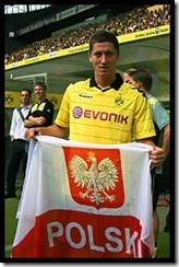 Robert_Lewandowski_2010-vert