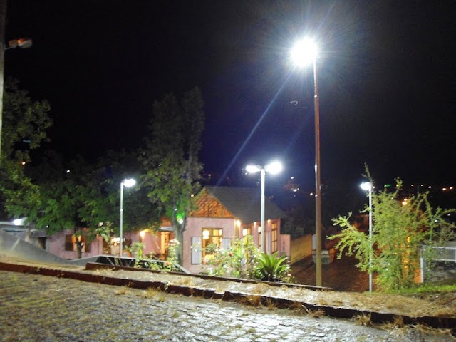 Iluminação concluída na escadaria da Rua Abel da Soller, Bairro Vila Rica
