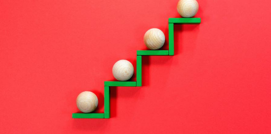 7 Tips for Selling Software and Services Online 2025