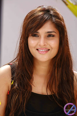 Cute_Kannada_Actress_Ramya