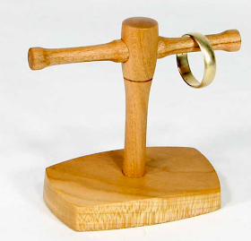 wood ring holder, horizontal style