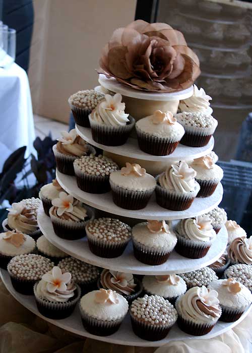  Cupcakes  and Cardigans Wedding  Cupcakes  Cupcakes  