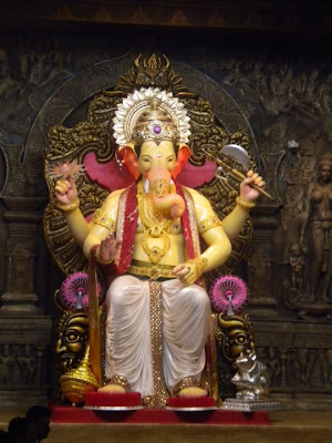 Lalbaugcha Raja 2011 Photos