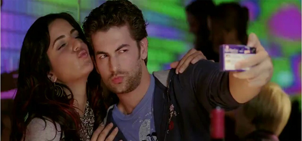 Screen Shot Of Hindi Movie New York (2009) Download And Watch Online Free at worldfree4u.com