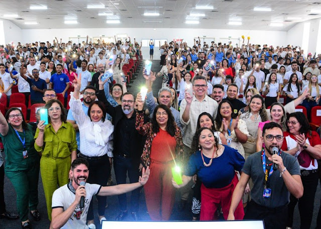 Desafio Nota 1000: Alunos vencedores do concurso de redação da SEE e Detran-PB recebem notebooks