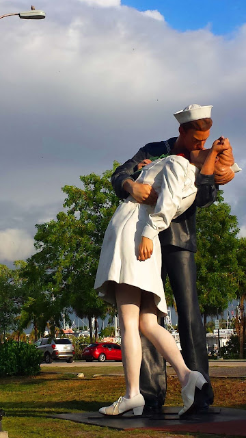 Estátua do Beijo, Sarasota, EUA.