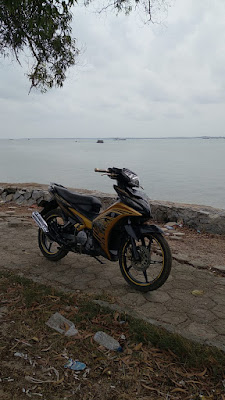 Pantai kiss