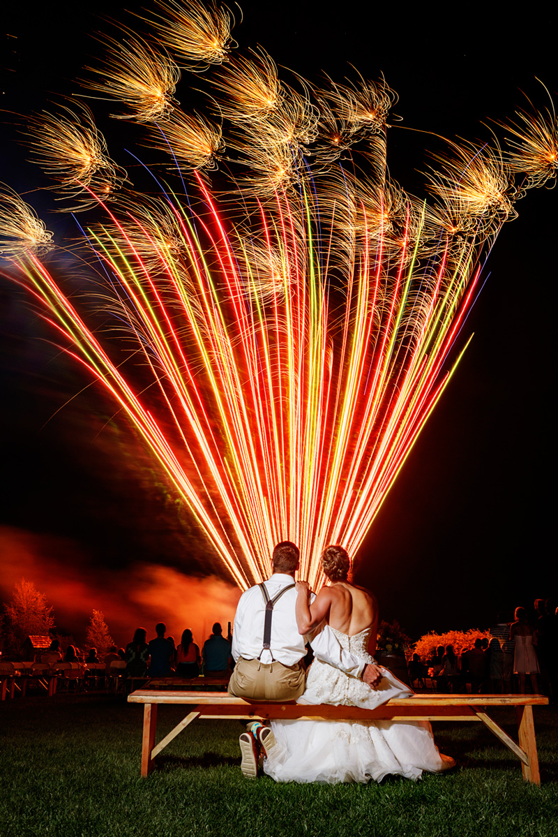 Wedding Fireworks / Photography by Doug Loneman