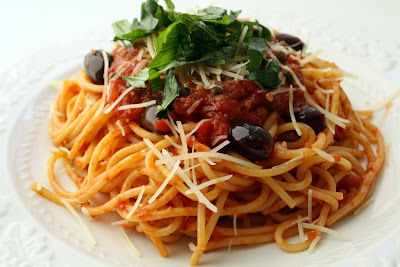  You cannot forget the Spaghetti Ala Putanesca recipe if you want a Columbus day dinner full of Italian foods