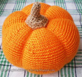 crochet pumpkin