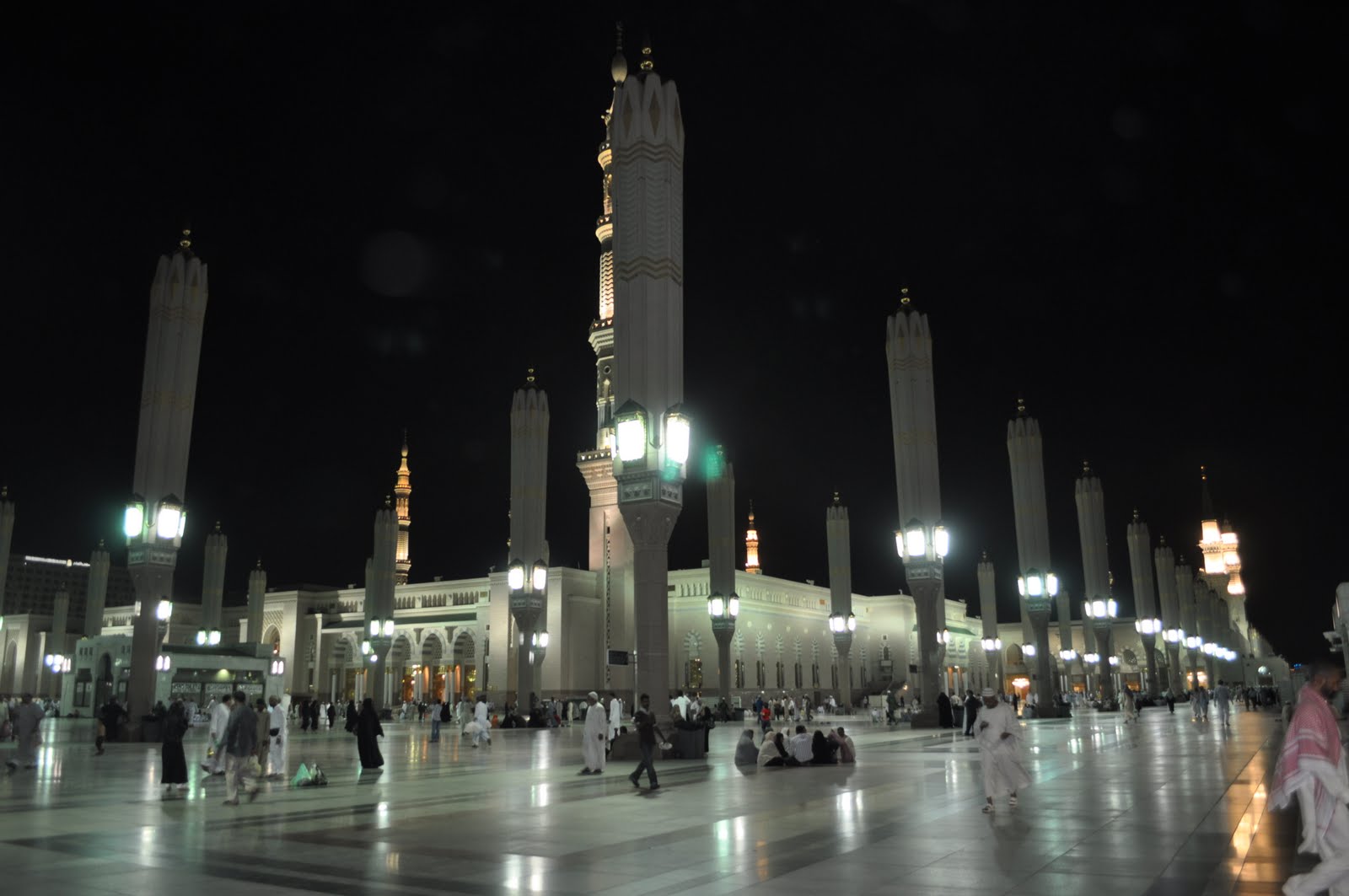 Muhammad Qul Amirul Hakim Umrah 2010 Madinah dan sekitarnya