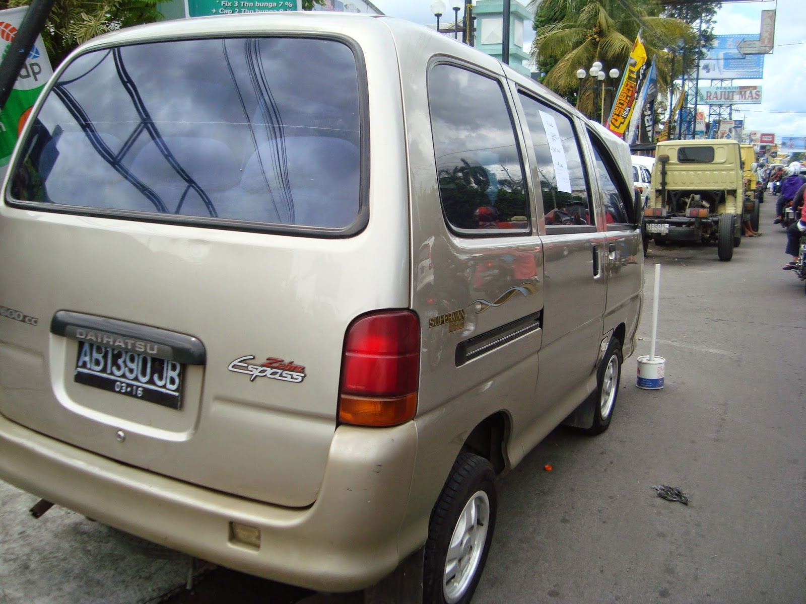 Gambar Mobil  Daihatsu Espass  Modifikasi Mobil 