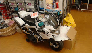 アウトレット　２３７００　電動乗用玩具 BMWバイク R1200RT-P POLICE　９９００円