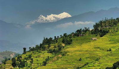 33 fotografías de Nepal muy cerca del Himalaya en China