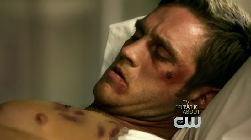 Devon Sawa Shirtless on Nikita s1e07