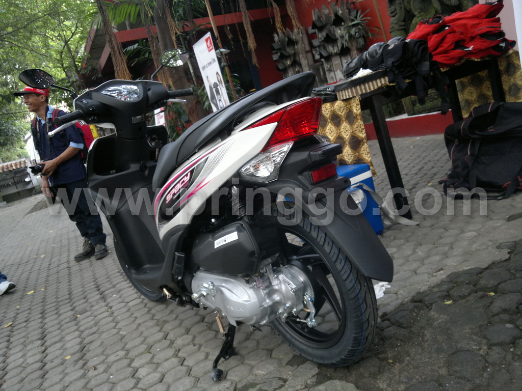 PR1NKGO BloG Test Honda Spacy Ahhhh